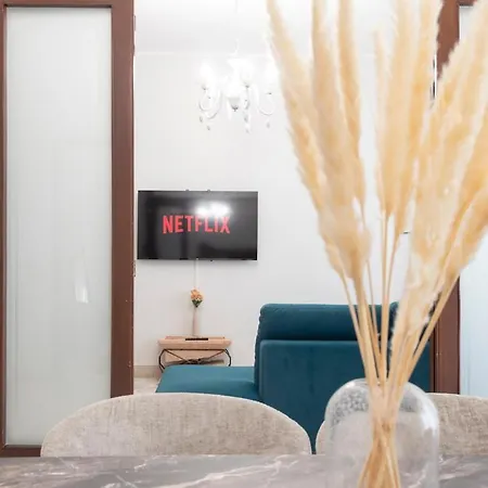 Apartment Prestigious 4 Bedrooms With Netflix And Metro Nearby *